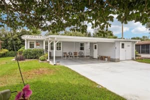 1877 SCHWARTZ BOULEVARD, LADY LAKE, FL 32159 - MLS#MFRG5100414