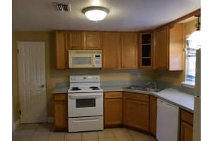 1198 SHERMAN AVENUE, TAVARES, FL 32778 - MLS#MFRG5100510
