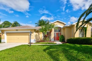 5710 CELEBRATION WAY, LEESBURG, FL 34748 - MLS#MFRG5100534