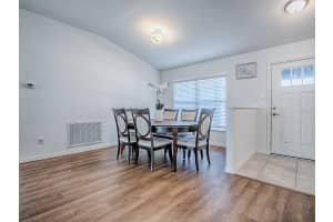 10010 LAKE MIONA WAY, OXFORD, FL 34484 - MLS#MFRG5100561