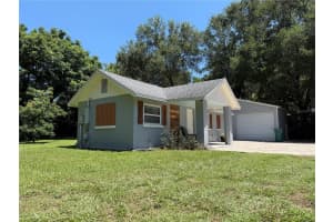 515 THIRD AVENUE, MOUNT DORA, FL 32757 Sold 08/19/25