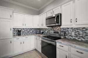 879 CHAPMAN LOOP, THE VILLAGES, FL 32162 Sold 10/30/25