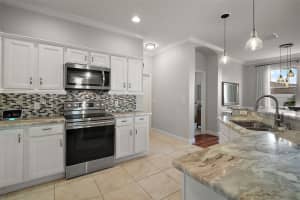 879 CHAPMAN LOOP, THE VILLAGES, FL 32162 Sold 10/30/25