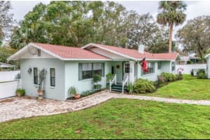 580 PAGE LANE, MOUNT DORA, FL 32757 - MLS#MFRG5100609