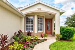 27119 Nostalgia Dr, LEESBURG