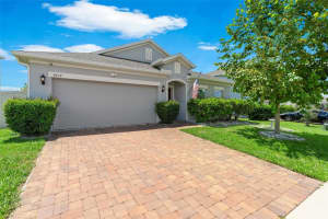 9737 Kinmore Dr, GROVELAND