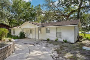 5989 159TH COURT, OCKLAWAHA, FL 32179 Sold 01/12/26