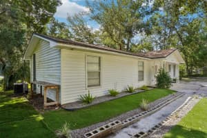 5989 159TH COURT, OCKLAWAHA, FL 32179 Sold 01/12/26