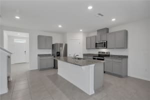 3313 MYSTIC POND LOOP, LAKELAND, FL 33811 - MLS#MFRG5100723