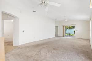 863 DRAKESWOOD AVENUE, THE VILLAGES, FL 32162 Sold 10/08/25