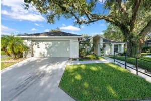 608 CHAUTAUQUA DRIVE, MOUNT DORA, FL 32757 Sold 10/08/25