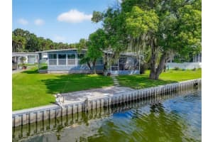 16 Trout Lake Dr, EUSTIS