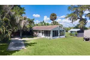 5627 INDIANA DRIVE, LADY LAKE, FL 32159 - MLS#MFRG5100926