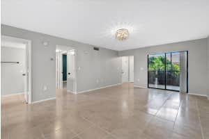 2431 BAYSHORE GARDENS PARKWAY, BRADENTON, FL 34207 - MLS#MFRG5100962