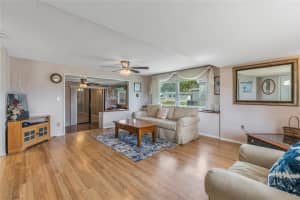 31643 HOWARD STREET, TAVARES, FL 32778 - MLS#MFRG5100982