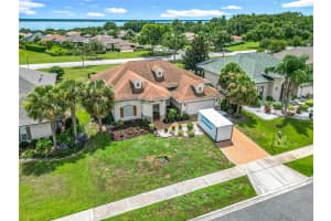 38634 LAKEVIEW WALK, LADY LAKE, FL 32159 - MLS#MFRG5101058