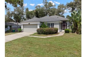 605 John Thomas Ave, DELAND