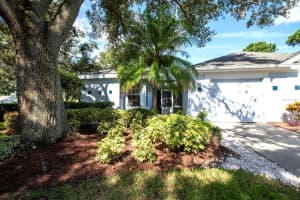 1775 COUNTRY CLUB BOULEVARD, MOUNT DORA, FL 32757 - MLS#MFRG5101093