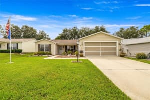2742 Privada Dr, THE VILLAGES