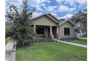 1000 9TH STREET, LEESBURG, FL 34748 - MLS#MFRG5101187
