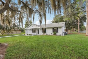 11802 OCKLAWAHA DRIVE, LEESBURG, FL 34788 - MLS#MFRG5101248
