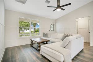 950 LADSON LOOP, THE VILLAGES, FL 32162 Sold 10/24/25