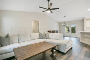 950 LADSON LOOP, THE VILLAGES, FL 32162 Sold 10/24/25