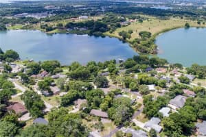 2304 COUNTRY CLUB ROAD, EUSTIS, FL 32726 - MLS#MFRG5101307