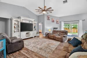 13131 SE 100TH AVE, BELLEVIEW, FL 34420 - MLS#MFRG5101322