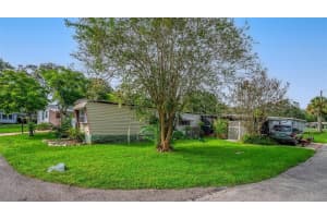 1960 Pinewood Ln, MOUNT DORA