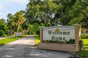 1960 PINEWOOD LANE, MOUNT DORA, FL 32757 - MLS#MFRG5101328