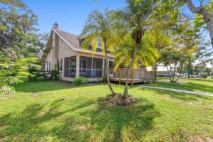 245 W Magnolia St, CLERMONT