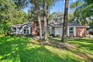 1847 EAGLES POINT, APOPKA, FL 32712 - MLS#MFRG5101354