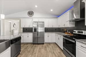 18114 EAGLES WAY, TAVARES, FL 32778 Sold 11/26/25