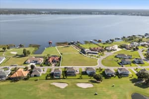 17707 SAWGRASS RUN, TAVARES, FL 32778 - MLS#MFRG5101418