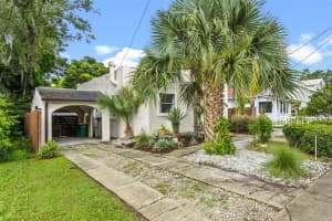 811 GRANDVIEW STREET, MOUNT DORA, FL 32757 - MLS#MFRG5101422