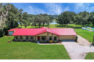 2334 LAKE GRIFFIN ROAD, LADY LAKE, FL 32159 - MLS#MFRG5101439