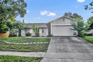 7675 CLUBHOUSE ESTATES DRIVE, ORLANDO, FL 32819 - MLS#MFRG5101454