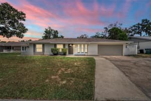 31 Oak Ct, EUSTIS