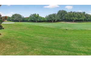 2807 LEICESTER TERRACE, THE VILLAGES, FL 32162 Sold 09/23/25