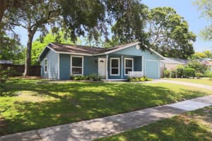 731 LAKEVIEW DRIVE, OCOEE, FL 34761 - MLS#MFRG5101491