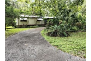 2506 CR 401A, LAKE PANASOFFKEE, FL 33538 Sold 10/30/25