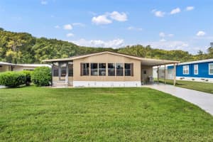 109 LYONIA LANE, WILDWOOD, FL 34785 - MLS#MFRG5101543