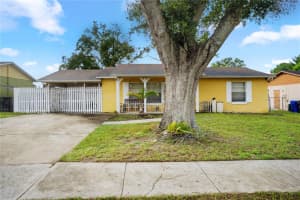 1904 SHARI LYNN TERRACE, OCOEE, FL 34761 Sold 12/01/25