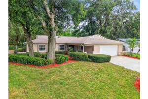 13545 DEVENSHIRE COURT, GRAND ISLAND, FL 32735 Sold 09/24/25