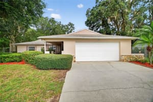 13545 DEVENSHIRE COURT, GRAND ISLAND, FL 32735 Sold 09/24/25