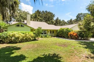 35215 HARBOR SHORES ROAD, LEESBURG, FL 34788 - MLS#MFRG5101625