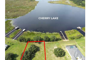 ROYAL PALM DR #15, GROVELAND, FL 34736 - MLS#MFRG5101677