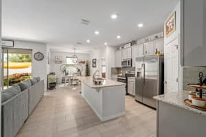 13536 LAKE YALE VIEW LOOP, GRAND ISLAND, FL 32735 - MLS#MFRG5101687