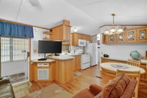 38213 ORIOLE WAY, LEESBURG, FL 34788 - MLS#MFRG5101770